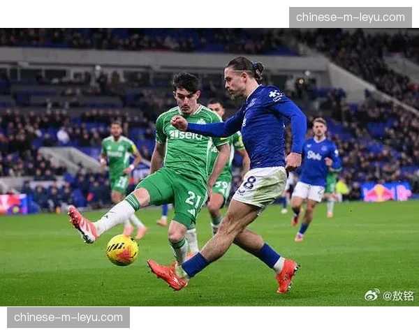 半场战报：热刺0-1纽卡斯尔，伊萨克开场闪击，主队控球率超七成难破门